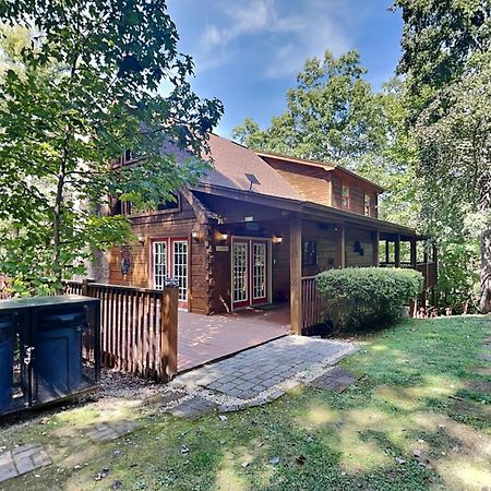 Lazy Cub Lodge Pigeon Forge Exterior photo