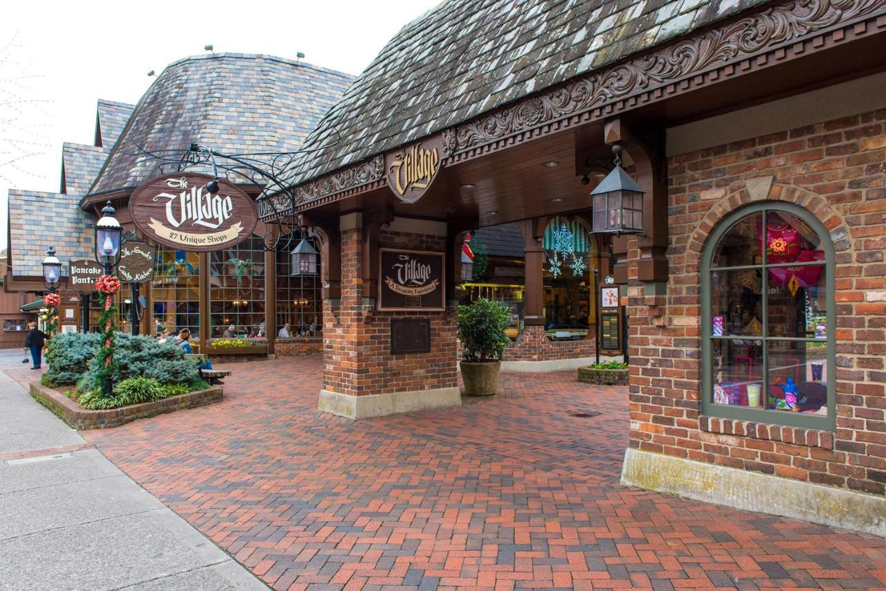 Lazy Cub Lodge Pigeon Forge Exterior photo